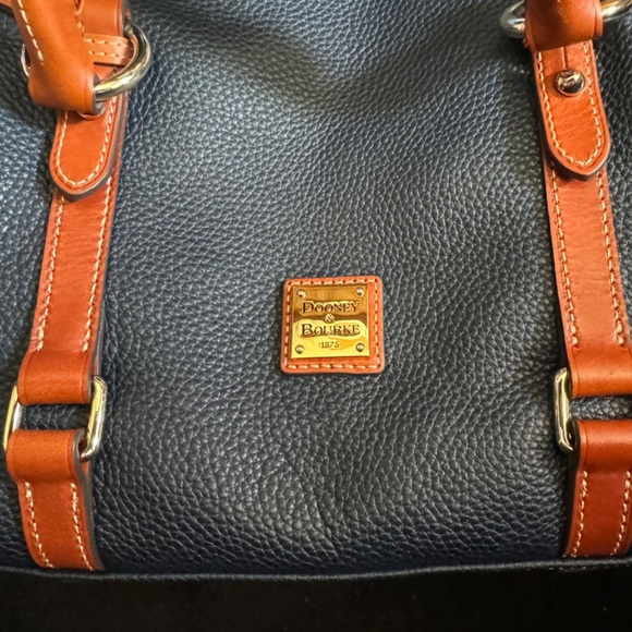 Dooney & Bourke Pebble Grain Black Satchel - 2 day use! - Picture 3 of 16